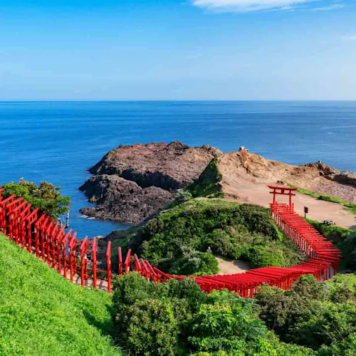 Motonosumi-Inari-Shrine-in-Yamaguchi-Japan