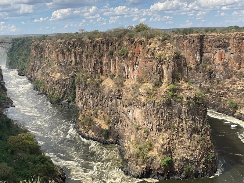 lookout-cafe-gorge-view-victoria-falls