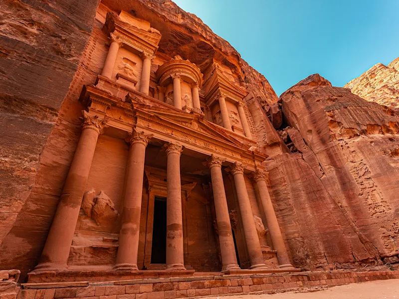 jordan-petra-mausoleum-al-khazne