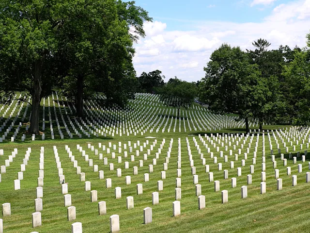 arlington-national-cemetery-america-swiper-hero-gallery