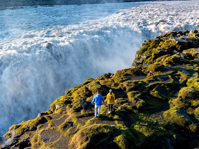 dettifoss-waterfall-iceland-swiper-hero-gallery