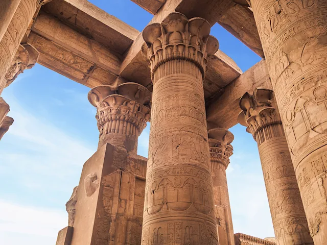 kom-ombo-temple-details-egypt-swiper-hero-gallery