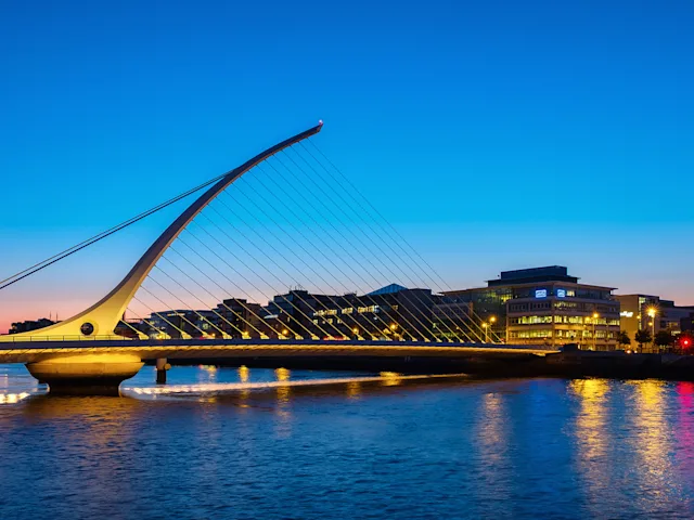 samuel-becket-bridge-dublin-ireland-swiper-hero-gallery