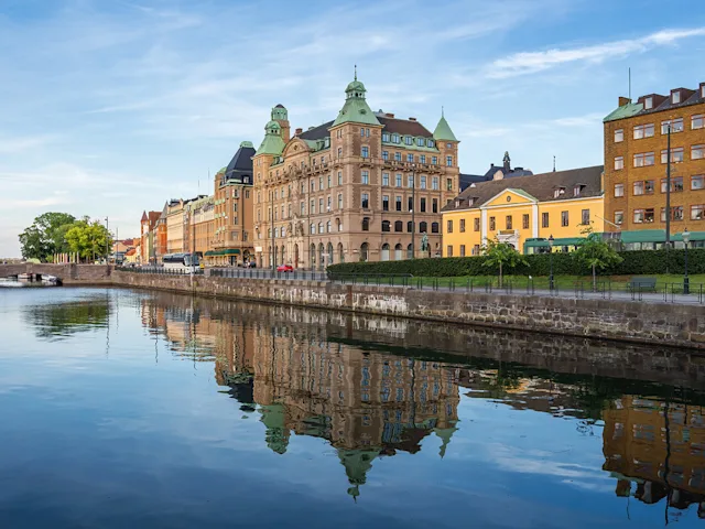 Malmoo-city-sweden-swiper-hero-gallery