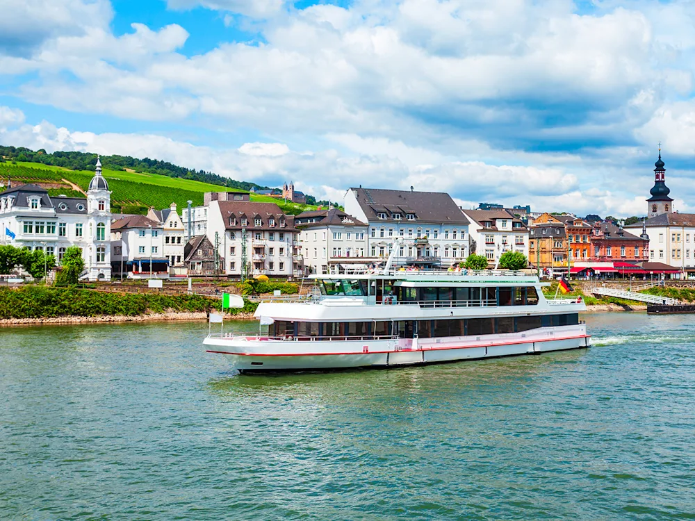Rhine-Valley-Cruise-Germany-boat-swiper-hero-gallery