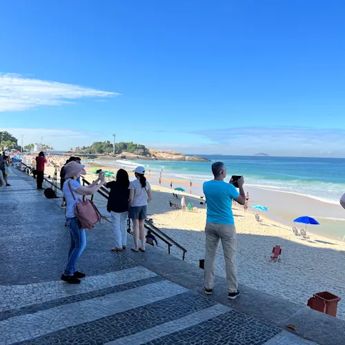 Ipanema-beach-in-brazil-instagram-_expatexplore
