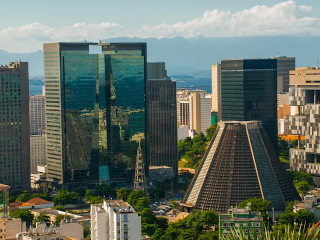 rio-de-janeiro-brazil-metropolitan-cathedral-swiper-hero-gallery