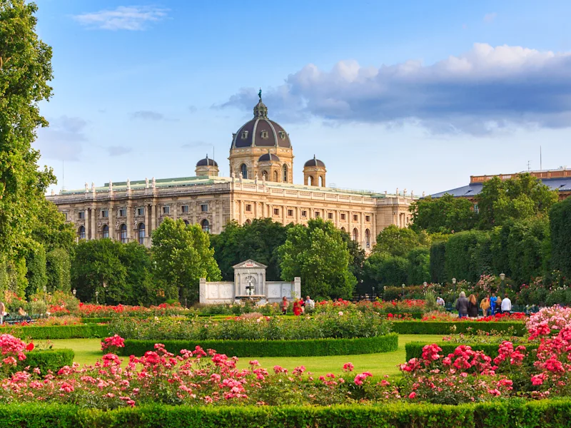 Park-in-Vienna-Austria-horisontal