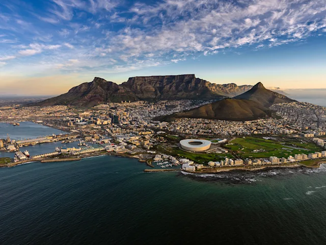 cape-town-table-mountain-aerial-view-south-africa-swiper-hero-gallery
