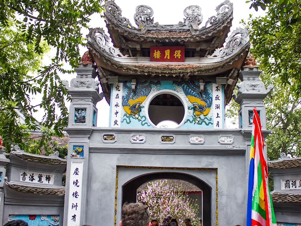 Vietnam-Ngoc-Son-Temple