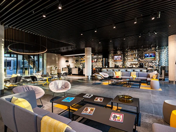 ola-hotel-santiago-lobby