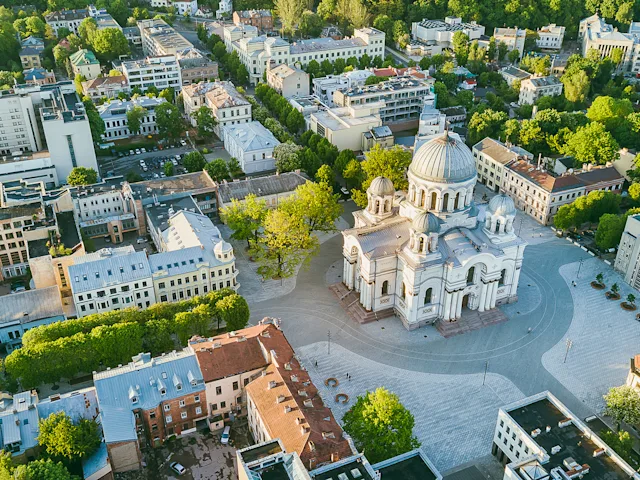 Lithuania-Kaunas-city-swiper-hero-gallery