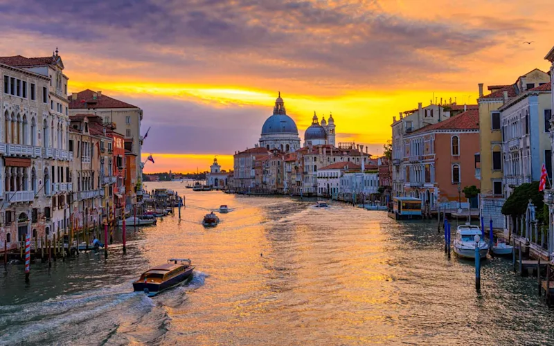 Venice by Night