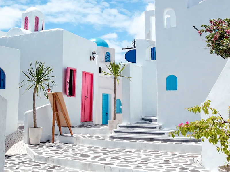 santorini-windmills-greece-guided-tour-group