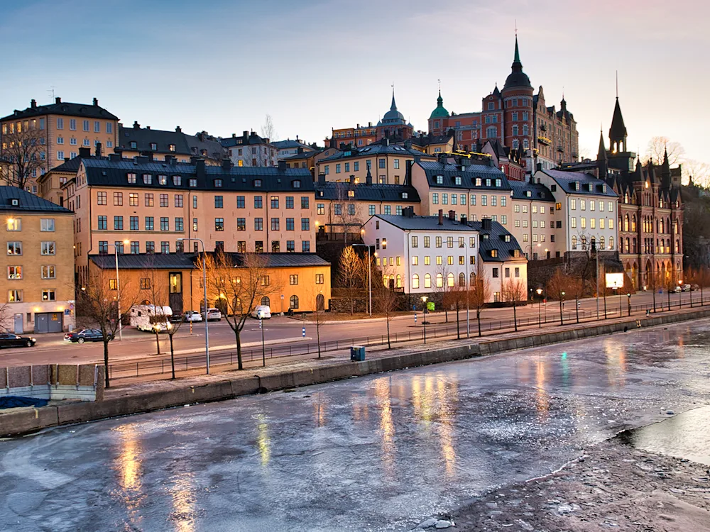 stockholm-sweden-maraibergt-winter-swiper-hero-gallery