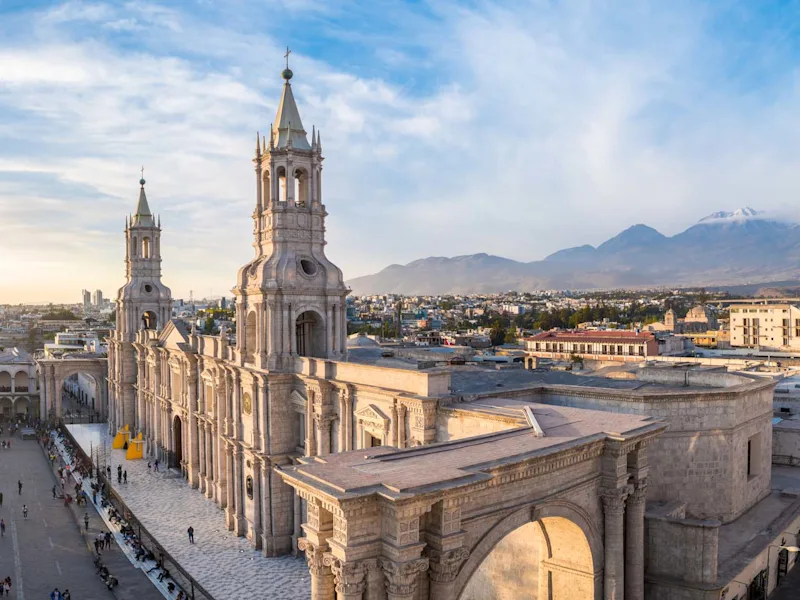 Plaza-de-Armas-Arequipa-Peru-South-America
