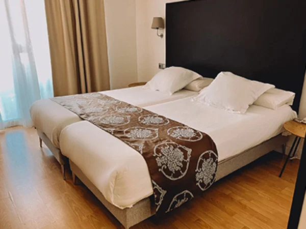 fay-hotels-room-victoria-beach