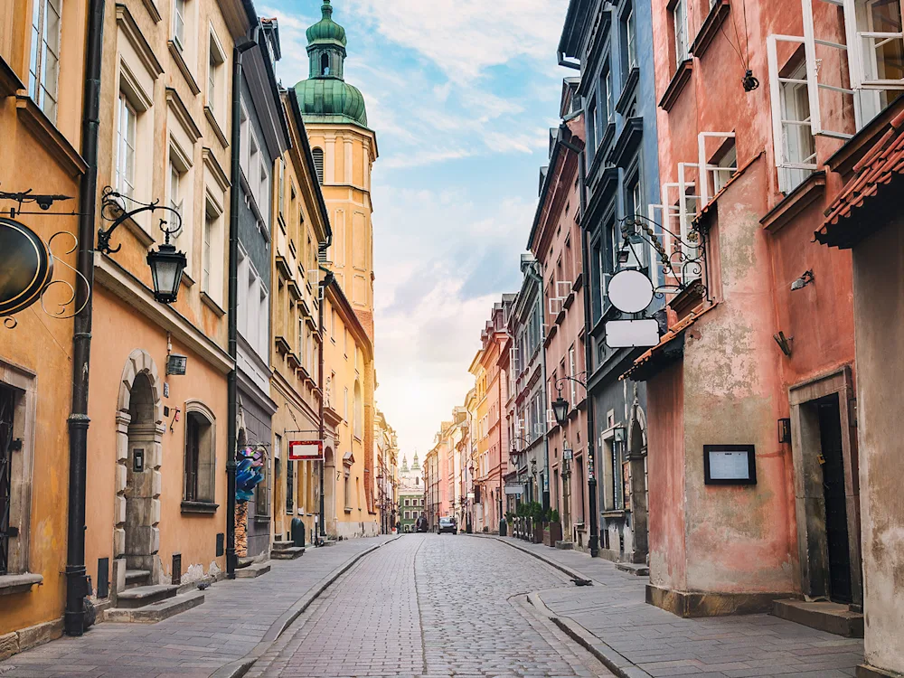 Warsaw-Poland-swiper-hero-gallery
