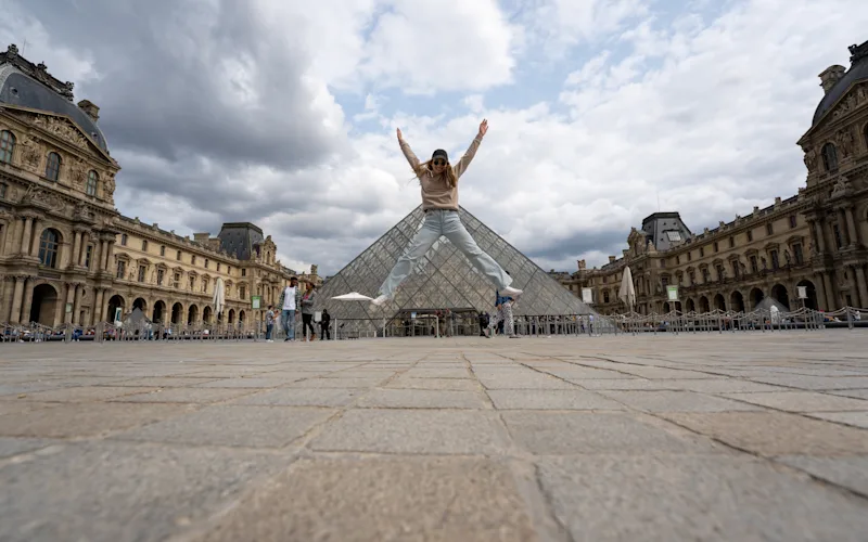 Paris-like-locals-optional-excursion