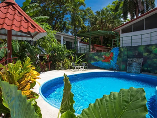 hotel-mono-azul-quepos-hotel-pool