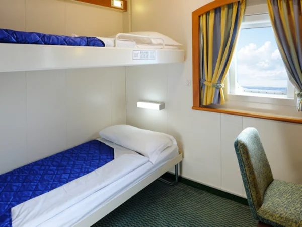 grandi-navi-veloci-feery-cabin