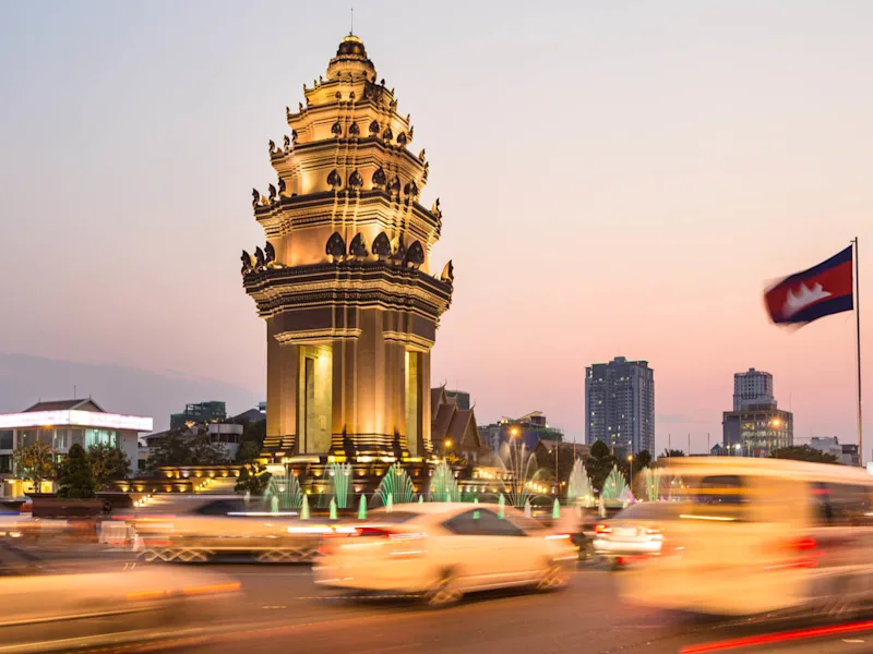Independence-monument-with-its-Khmer-architecture-style-in-Phnom-Penh-Cambodia-capital-city