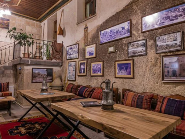 Konak-Bezirhane-Hotel-Cappadocia-lobby (1)