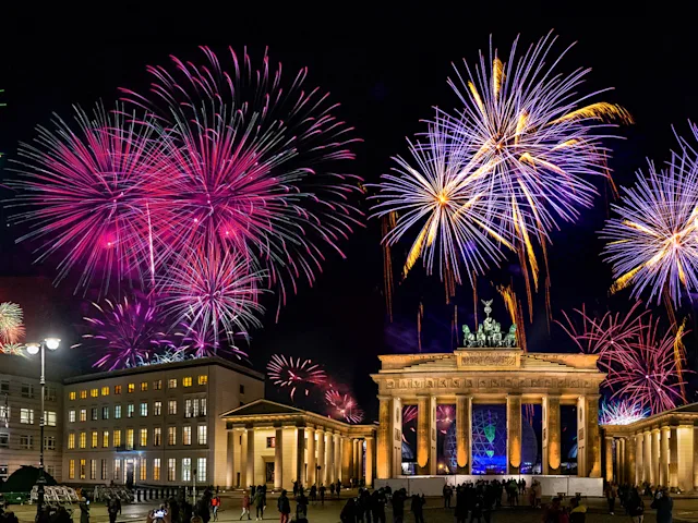 Berlin-New-Years-brandenburg-gate-fireworks-swiper-hero-gallery