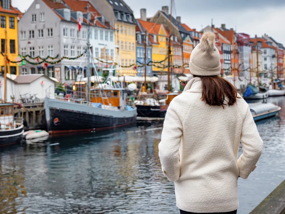 copenhagen-denmark-nyhavn-area-winter-swiper-hero-gallery