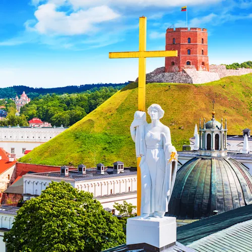Scenic-summer-view-of-the-Old-Town-architecture-with-Gediminas-Tower-in-Vilnius-Lithuania- -1