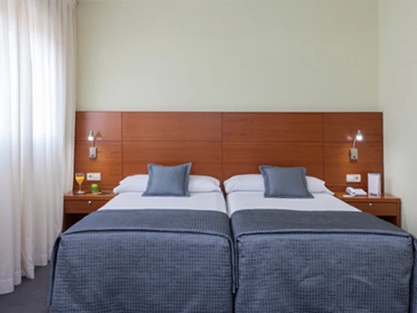 hotel-porcel-torre-garden-room