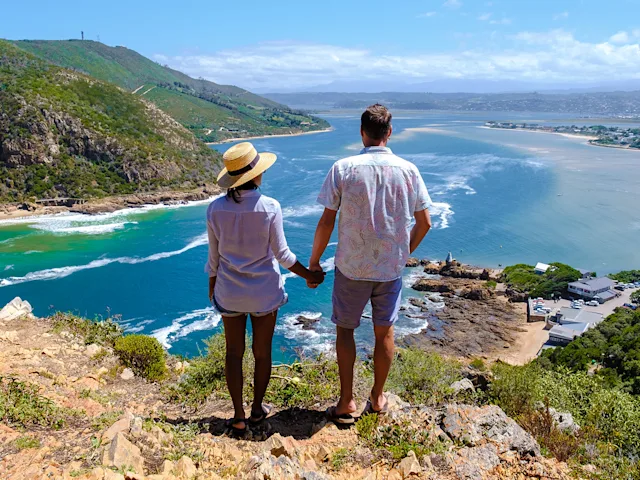 lagoon-knysna-south-africa-couple-swiper-hero-gallery