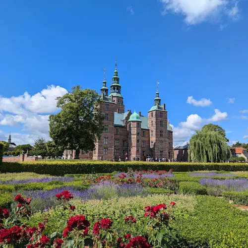 rosenborg-castel-copenhagen-denmark-instagram-_tourswithmatt
