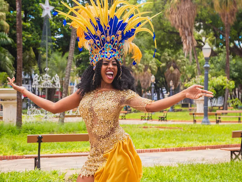 rio-de-janeiro-brazil-carneval-dancer