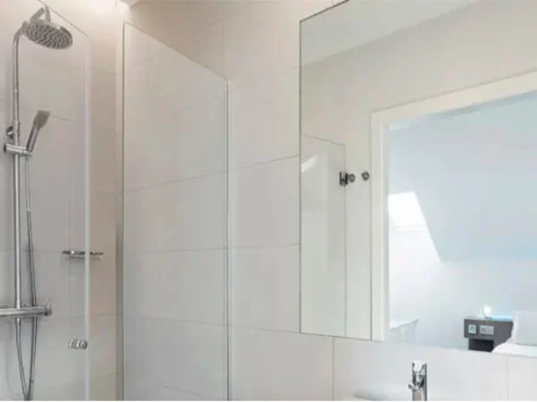 B&B-Hotel-Donostia-San-Sebastian-Aeropuerto-bath