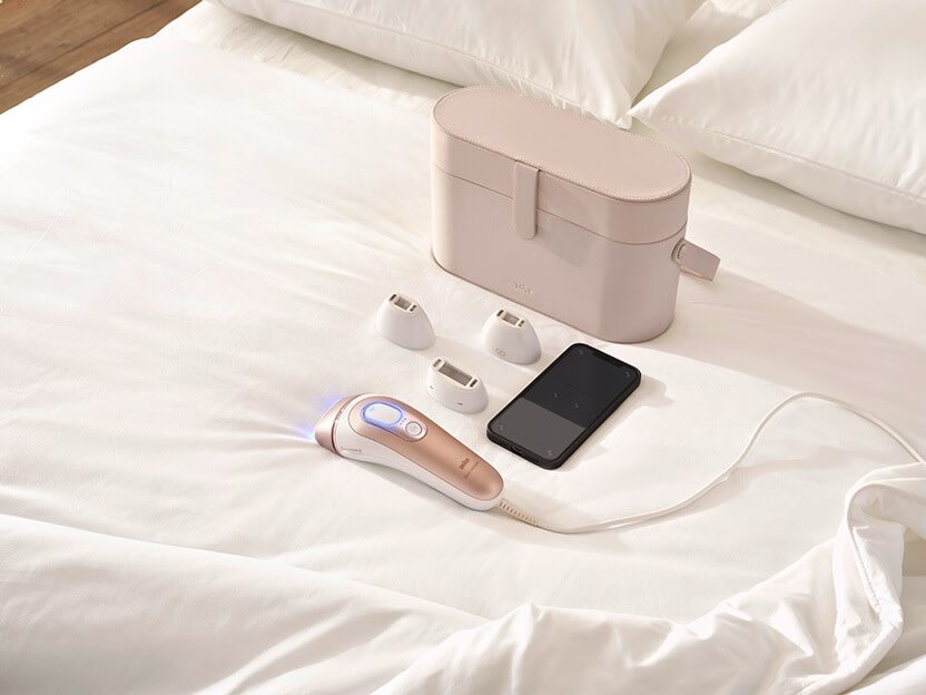 Braun Ski i-expert en la cama