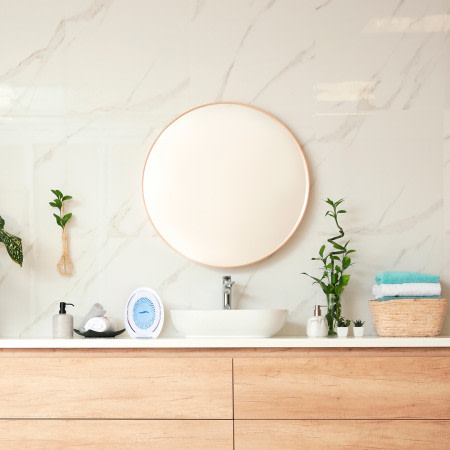 Imagen de Ambipur baño en el lavabo de un cuarto de baño