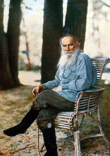 'Lev Tolstoy in Yasnaya Polyana", 1908, the first color photo portrait in Russia.
