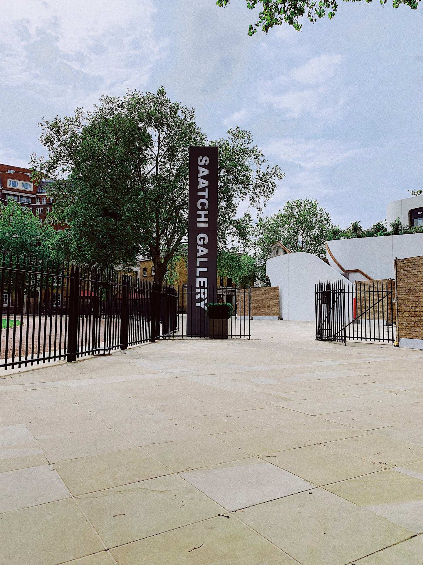 Saatchi Gallery, London