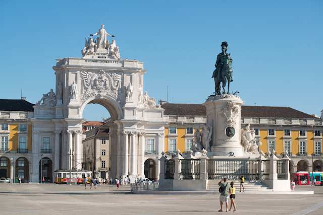 Lisbon triumphal arch