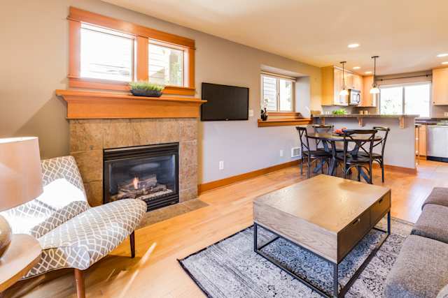 'Not Plum' – poorly proportioned and too much furniture for size of room