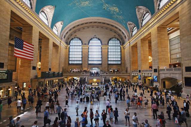 Grand Central Station New York Manhattan Commuters