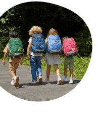 ergobag-comparison-of-models-four-kids-with-backpacks