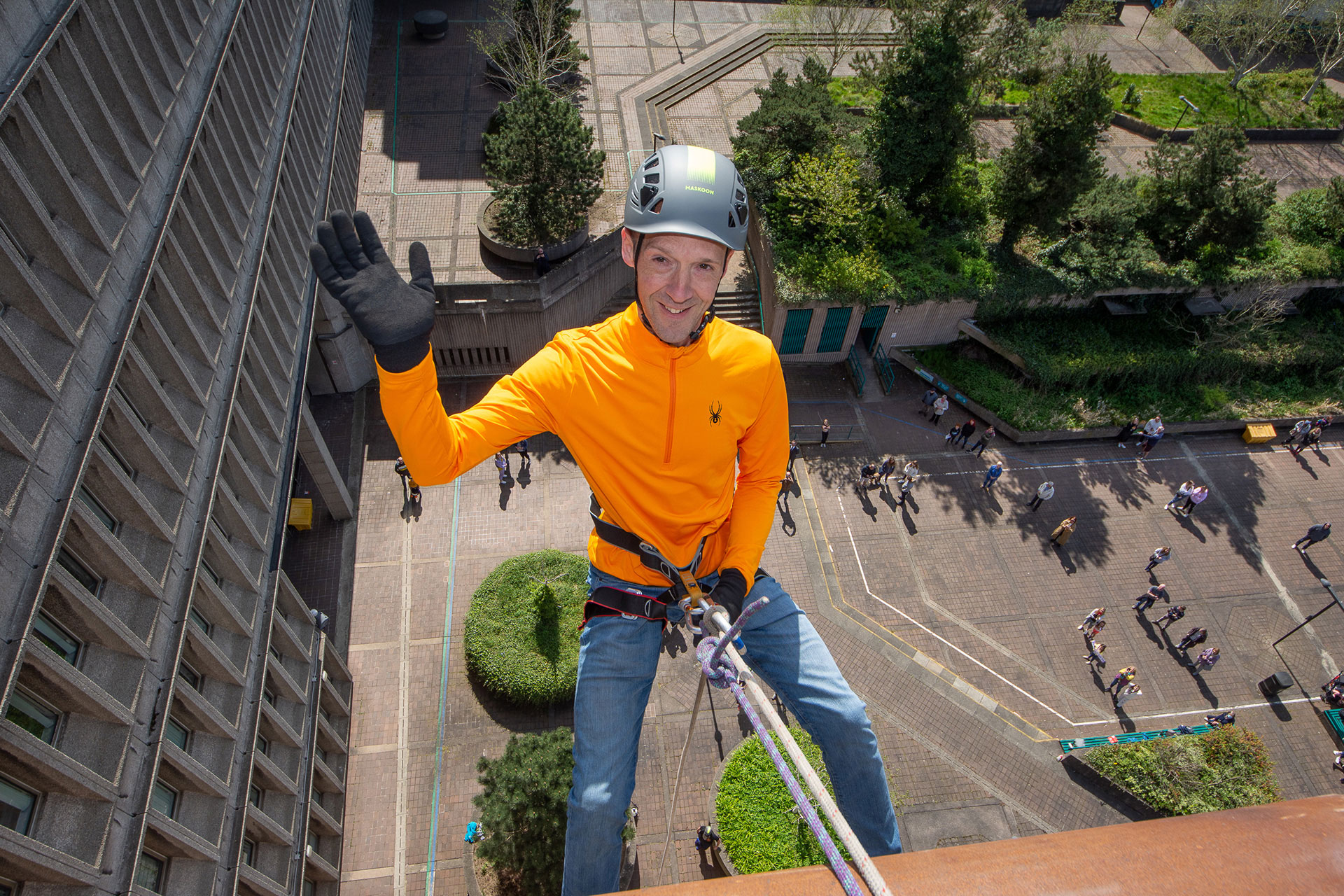Abseil feat in the name of Mayor’s charity