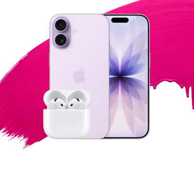 Två lila iPhones och vita AirPods i laddningsfodral mot en rosa penseldrag-bakgrund.