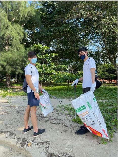 As tenants of One Raffles Quay North Tower in Singapore, our colleagues from the OMERS Asia office brought Purpose@Work to life last month by joining forces with Raffles Quay Asset Management and the By The Bay community for a beach clean-up at Changi Beach.