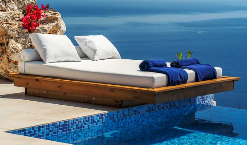 swimming-pool-sun-lounger-sun-bed