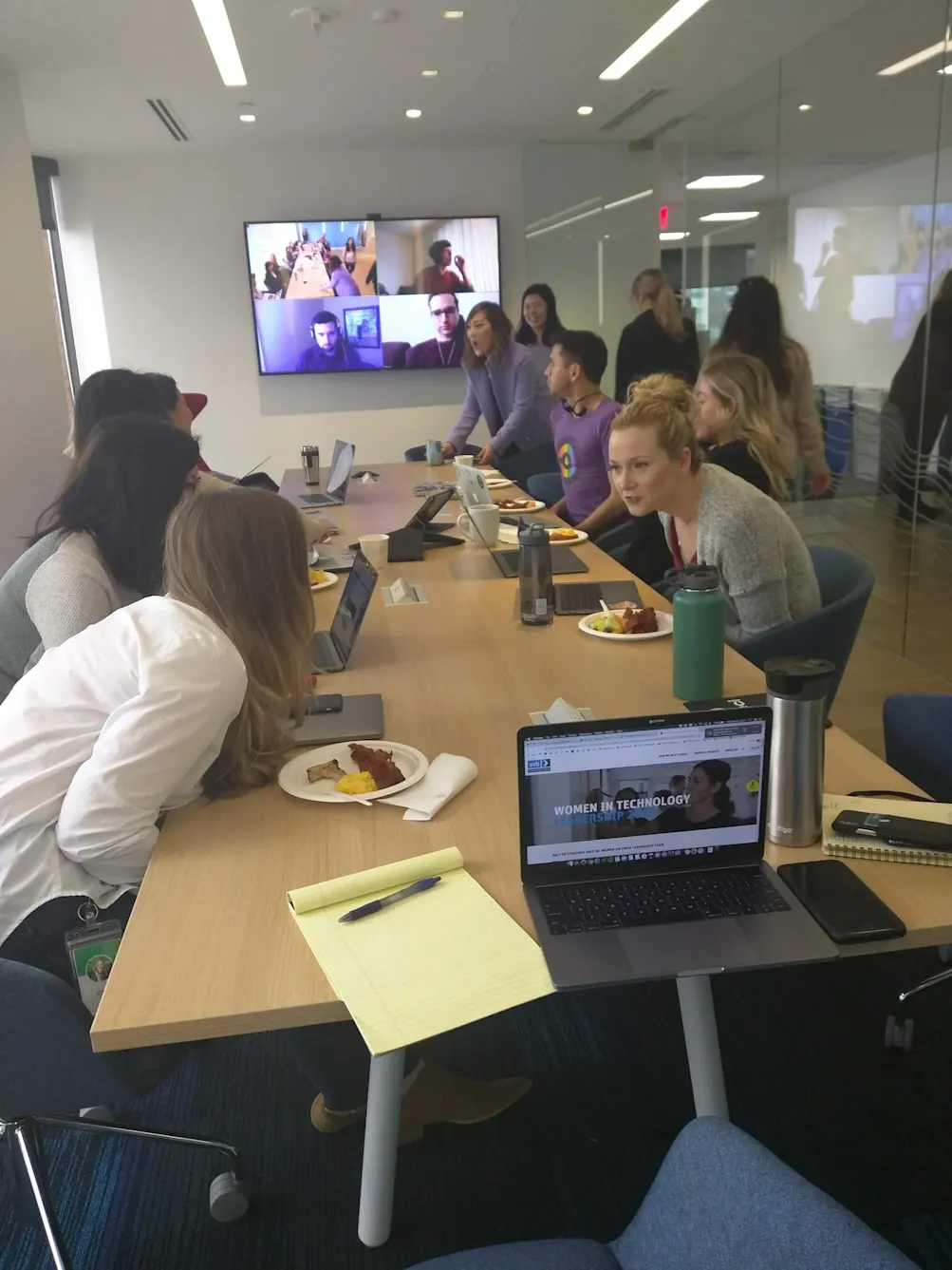 Circle[SHE]i Women & Allies breakfast