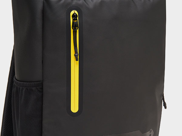 premium-backpack secondaryfeature02