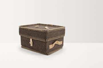 British Wool Ashes Casket - Image 2